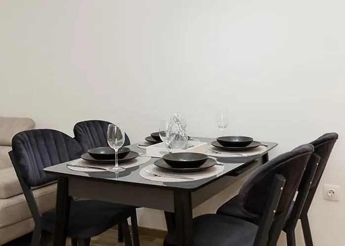 Daire Flat In Azur Premium In St Constantine And Helena By Flat Mаnаger Aziz Konstantin ve Elena